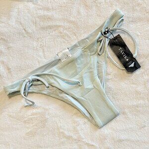 NWT Tavik Ricci Bottom Glossy Pique Adjustable Tie Sides in Light Blue - Extra S